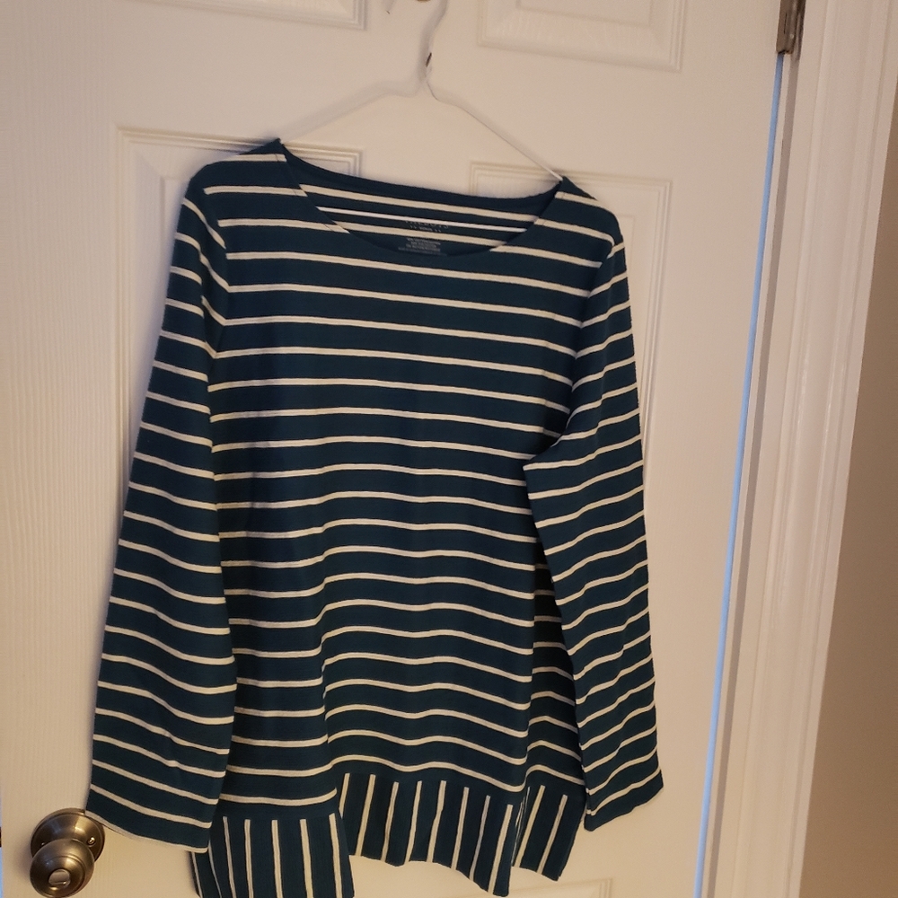 Green Talbots top